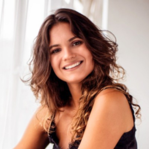 SARAH LAGE  